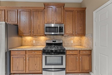 POPULAR TRAVIS FLOOR PLAN ON LARGER LOT IN  HERITAGE RANCH (50+ on Heritage Ranch Golf and Country Club in Texas - for sale on GolfHomes.com, golf home, golf lot