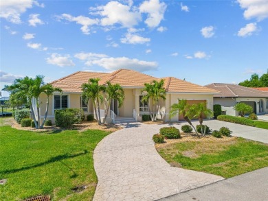 PUNTA GORDA ISLES!! SPACIOUS 3 BEDROOM, 2.5 BATH, WATERFRONT W/ on Saint Andrews South Golf Club in Florida - for sale on GolfHomes.com, golf home, golf lot