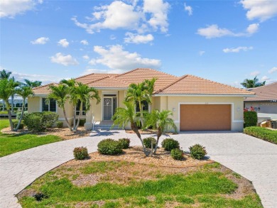 PUNTA GORDA ISLES!! SPACIOUS 3 BEDROOM, 2.5 BATH, WATERFRONT W/ on Saint Andrews South Golf Club in Florida - for sale on GolfHomes.com, golf home, golf lot