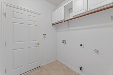 POPULAR TRAVIS FLOOR PLAN ON LARGER LOT IN  HERITAGE RANCH (50+ on Heritage Ranch Golf and Country Club in Texas - for sale on GolfHomes.com, golf home, golf lot