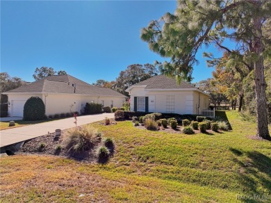 Beautiful updated golf course home in Southern Woods! Brand new on Southern Woods Golf Club in Florida - for sale on GolfHomes.com, golf home, golf lot