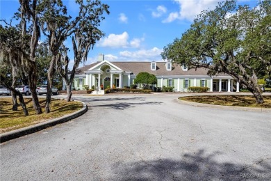 Beautiful updated golf course home in Southern Woods! Brand new on Southern Woods Golf Club in Florida - for sale on GolfHomes.com, golf home, golf lot