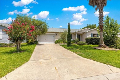Start living The Villages(R) lifestyle today! Well cared for 2 on The Links of Spruce Creek in Florida - for sale on GolfHomes.com, golf home, golf lot