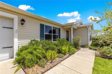 Start living The Villages(R) lifestyle today! Well cared for 2 on The Links of Spruce Creek in Florida - for sale on GolfHomes.com, golf home, golf lot