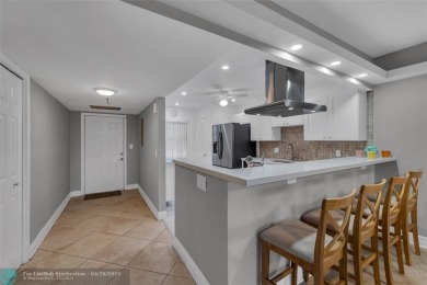 Spacious and beautifully updated 2-bedroom, 2-bathroom on Palm-Aire Country Club and Resort - Palms in Florida - for sale on GolfHomes.com, golf home, golf lot