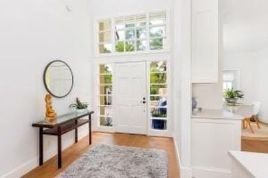This beautifully renovated 3-bedroom Murifield townhome offers a on Palm Beach Polo and Country Club in Florida - for sale on GolfHomes.com, golf home, golf lot