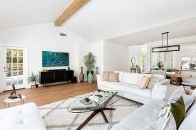 This beautifully renovated 3-bedroom Murifield townhome offers a on Palm Beach Polo and Country Club in Florida - for sale on GolfHomes.com, golf home, golf lot