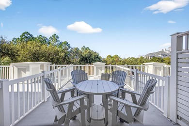 Discover this charming 3rd-floor studio in the heart of the on Sandestin Golf and Beach Resort - Raven in Florida - for sale on GolfHomes.com, golf home, golf lot