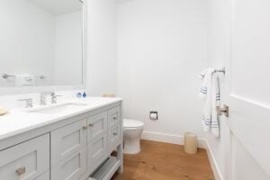 This beautifully renovated 3-bedroom Murifield townhome offers a on Palm Beach Polo and Country Club in Florida - for sale on GolfHomes.com, golf home, golf lot