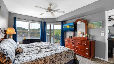 One of the cleanest and well maintained complexes at the Lake on Lake Valley Country Club in Missouri - for sale on GolfHomes.com, golf home, golf lot