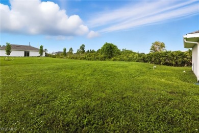 Nestled on a private corner lot, this 3-bedroom, 2-bath home on River Hall Country Club in Florida - for sale on GolfHomes.com, golf home, golf lot