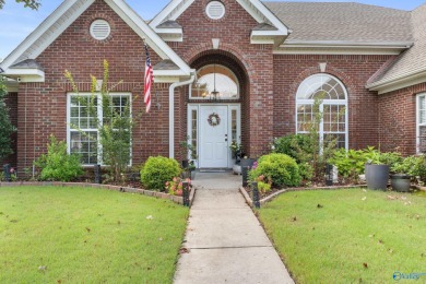 Lakefront lot in desirable Hampton Cove! 4 bedrooms 4 baths on Hampton Cove Golf Course in Alabama - for sale on GolfHomes.com, golf home, golf lot