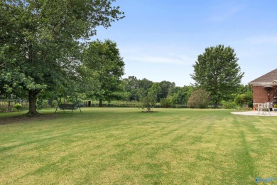 Lakefront lot in desirable Hampton Cove! 4 bedrooms 4 baths on Hampton Cove Golf Course in Alabama - for sale on GolfHomes.com, golf home, golf lot