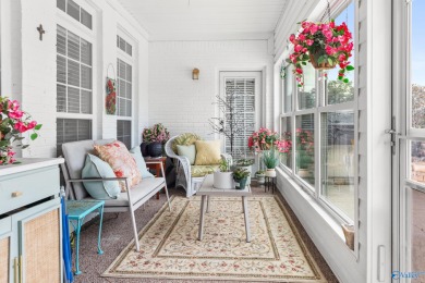 Lakefront lot in desirable Hampton Cove! 4 bedrooms 4 baths on Hampton Cove Golf Course in Alabama - for sale on GolfHomes.com, golf home, golf lot