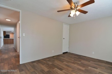 Amazing opportunity for a 2019 single wide manufactured home on Thistle Golf Club in North Carolina - for sale on GolfHomes.com, golf home, golf lot