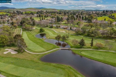 This charming 3-bedroom, 2-bathroom popular Sea Pines end-unit on Crow Canyon Country Club in California - for sale on GolfHomes.com, golf home, golf lot