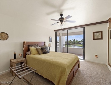 Enjoy living the SW Florida lifestyle in this *move in ready* 3 on The Landings Yacht, Golf and Tennis Club in Florida - for sale on GolfHomes.com, golf home, golf lot