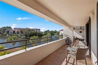 Enjoy living the SW Florida lifestyle in this *move in ready* 3 on The Landings Yacht, Golf and Tennis Club in Florida - for sale on GolfHomes.com, golf home, golf lot