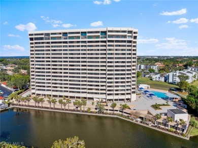 Enjoy living the SW Florida lifestyle in this *move in ready* 3 on The Landings Yacht, Golf and Tennis Club in Florida - for sale on GolfHomes.com, golf home, golf lot