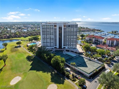 Enjoy living the SW Florida lifestyle in this *move in ready* 3 on The Landings Yacht, Golf and Tennis Club in Florida - for sale on GolfHomes.com, golf home, golf lot