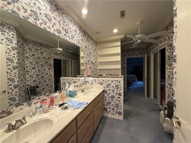 Welcome to this 4 bedroom, 2 bath home offering 1,816 sq ft of on Indian Hills Country Club in Arkansas - for sale on GolfHomes.com, golf home, golf lot