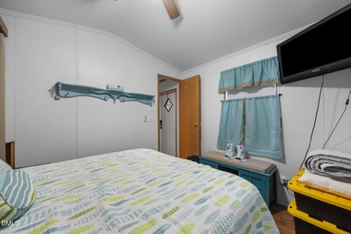 HUGE PRICE DROP!! SELLER FINANCING AVAILABLE!! THE ULTIMATE on River Golf and Country Club at Lake Royale in North Carolina - for sale on GolfHomes.com, golf home, golf lot