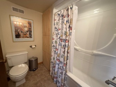 Lake Views & Spacious Living - 30 K-1 Subdivision, Ogallala, NE on Bayside Golf Course in Nebraska - for sale on GolfHomes.com, golf home, golf lot