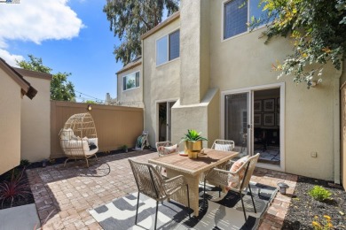 Live like you're on vacation in this completely upgraded 4BD/2 on Chuck Corica Golf Complex in California - for sale on GolfHomes.com, golf home, golf lot
