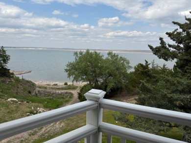 Lake Views & Spacious Living - 30 K-1 Subdivision, Ogallala, NE on Bayside Golf Course in Nebraska - for sale on GolfHomes.com, golf home, golf lot