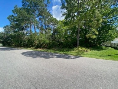 Build your dream home on this prime 0.23-acre center lot located on Sun n Lake Golf and Country Club in Florida - for sale on GolfHomes.com, golf home, golf lot