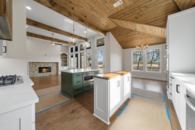 Beautiful NEW CONSTRUCTION home on Isabella Golf Course.  This on Isabella Golf Course  in Arkansas - for sale on GolfHomes.com, golf home, golf lot