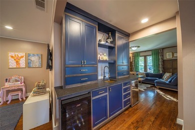 This beautifully renovated 1940 West Kessler home honors its on Stevens Park Golf Course in Texas - for sale on GolfHomes.com, golf home, golf lot