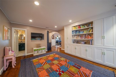 This beautifully renovated 1940 West Kessler home honors its on Stevens Park Golf Course in Texas - for sale on GolfHomes.com, golf home, golf lot