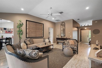 MAGNIFICENT 3/2 TURNKEY(some exceptions) Whispering Pine with on The Links of Spruce Creek in Florida - for sale on GolfHomes.com, golf home, golf lot