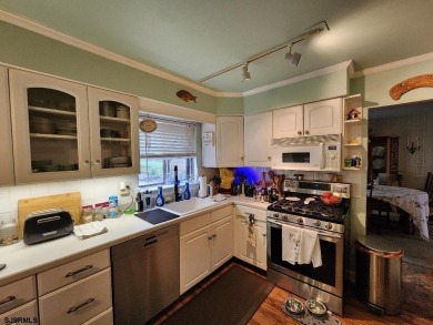 Don't miss out on this beautiful 3 Bedroom 1 & half Bathroom on Wedgwood Country Club in New Jersey - for sale on GolfHomes.com, golf home, golf lot