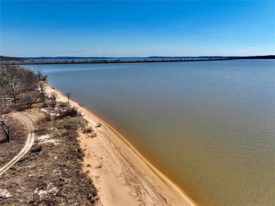 Exceptional Value! Recently remodeled 4 bedroom/3 bath house on Fountainhead State Park Golf Course in Oklahoma - for sale on GolfHomes.com, golf home, golf lot