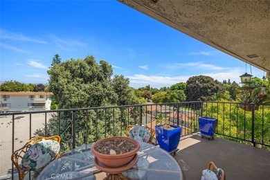 Welcome, Home to this BEAUTIFUL REMODELED *GARDEN VILLA* Model on Leisure Village Par 3 Golf Course in California - for sale on GolfHomes.com, golf home, golf lot