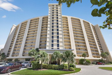 This 2 bedroom 2 Bath condo, directly on the ocean. Ultimate on Jupiter Dunes Golf Course in Florida - for sale on GolfHomes.com, golf home, golf lot