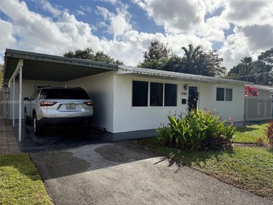 3/2 waterfront pool home in desirable Cooper City. Open-concept on Cooper Colony Country Club in Florida - for sale on GolfHomes.com, golf home, golf lot