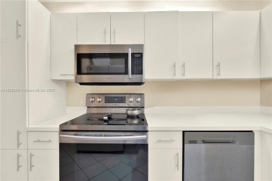 Rarely Available Corner Unit | 3 Beds | 2 Baths | 1,370 Sq Ft | on Sunrise Lakes Phase III in Florida - for sale on GolfHomes.com, golf home, golf lot
