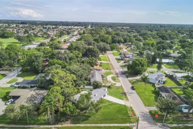 3 BED / 2 BATH / 1 CAR GARAGE HOME ON A LARGE .29 ACRE CORNER on Sara Bay Country Club in Florida - for sale on GolfHomes.com, golf home, golf lot