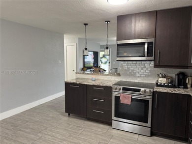 3/2 waterfront pool home in desirable Cooper City. Open-concept on Cooper Colony Country Club in Florida - for sale on GolfHomes.com, golf home, golf lot