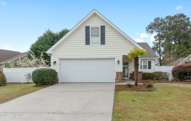Beautifully maintained 3 bedroom, 2 baths home with bonus room on South Harbour Golf Links in North Carolina - for sale on GolfHomes.com, golf home, golf lot