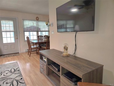 Well cared for 2 bedroom condo located on a quiet court in the on Leisure Village Golf Course in New York - for sale on GolfHomes.com, golf home, golf lot