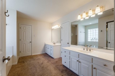 Welcome to easy living in sought-after Pecan Plantation--where on Pecan Plantation Country Club in Texas - for sale on GolfHomes.com, golf home, golf lot