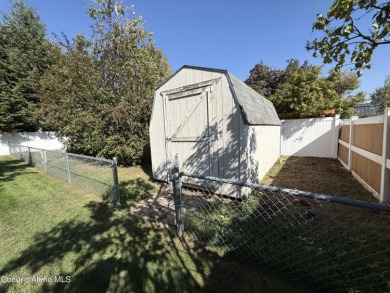 This charming single-level 3-bedroom, 2-bath home offers 1,280 on Prairie Falls Golf Club in Idaho - for sale on GolfHomes.com, golf home, golf lot