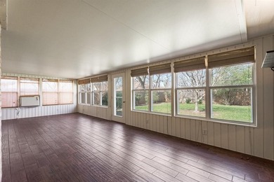 Welcome to easy living in sought-after Pecan Plantation--where on Pecan Plantation Country Club in Texas - for sale on GolfHomes.com, golf home, golf lot