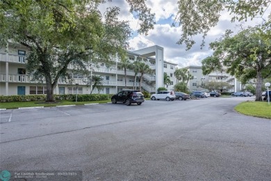 We have a Motivated Seller, Don't miss out on this wonderful on Wynmoor Golf Course in Florida - for sale on GolfHomes.com, golf home, golf lot