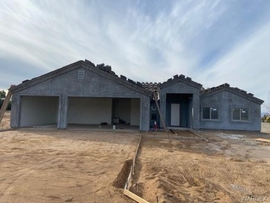 Brand new construction home features 3 bedrooms, 2 baths and 1 on Valle Vista Golf Course in Arizona - for sale on GolfHomes.com, golf home, golf lot