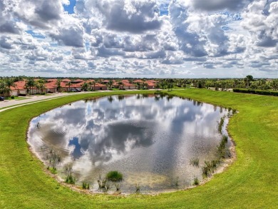 Dramatic price reduction on this gorgeous end unit villa located on Sarasota National Golf Club in Florida - for sale on GolfHomes.com, golf home, golf lot